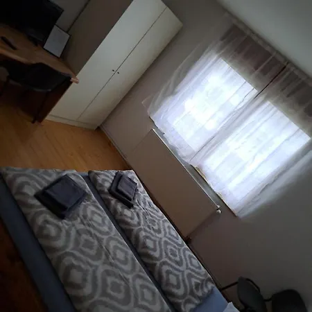Ferienwohnung Sara1 Slavonski Brod Exterior foto