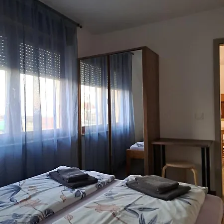 Ferienwohnung Sara1 Slavonski Brod Exterior foto